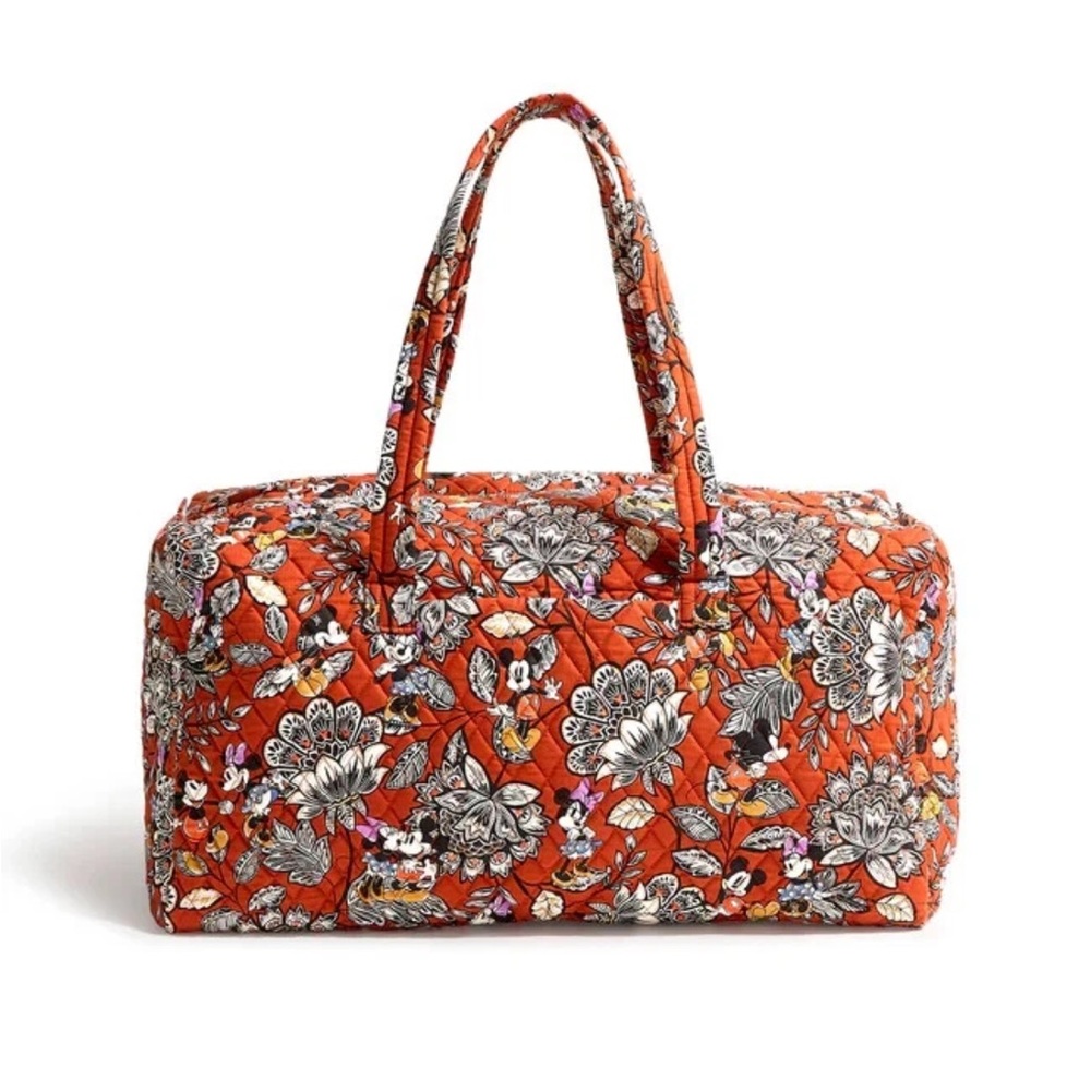 Vera Bradley Disney Large Duffel Mickey and Minnie’s flirty floral Potter’s clay